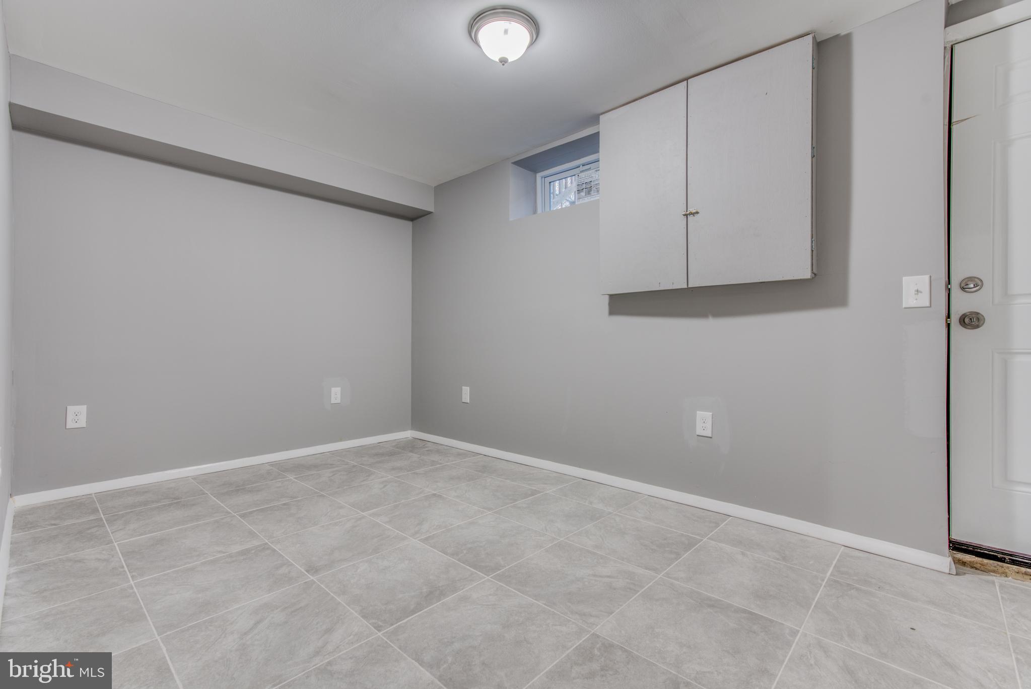 531 Grovethorn Road Baltimore, MD 21220 - Photo 30 of 56 a view of an empty room