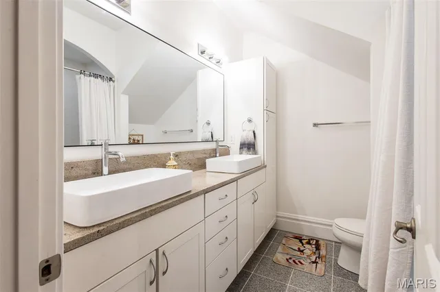 $365,000 | 1002 1/2 Allen Avenue, St. Louis, MO 63104