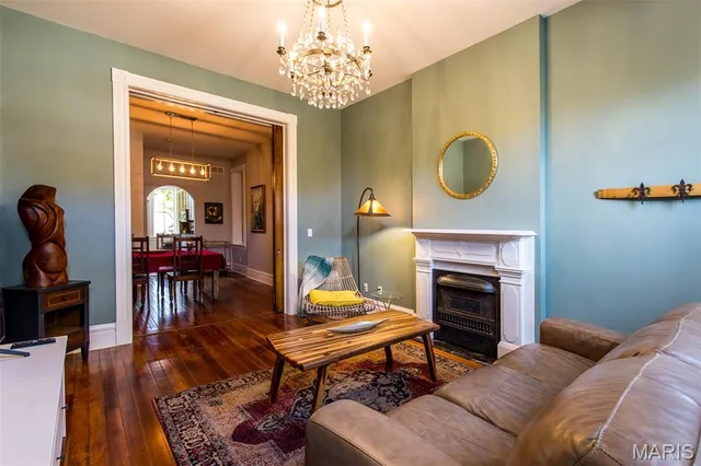 $365,000 | 1002 1/2 Allen Avenue, St. Louis, MO 63104