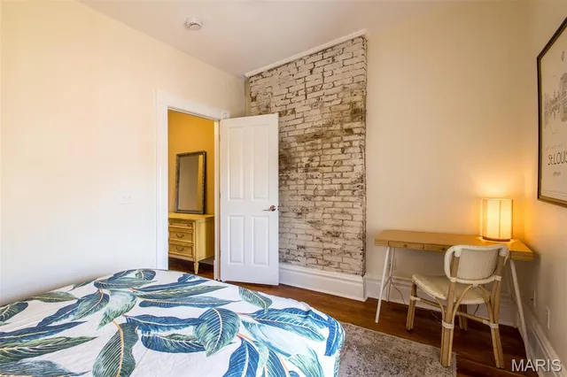 $365,000 | 1002 1/2 Allen Avenue, St. Louis, MO 63104