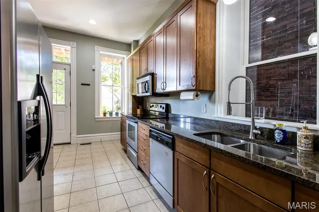 $365,000 | 1002 1/2 Allen Avenue, St. Louis, MO 63104