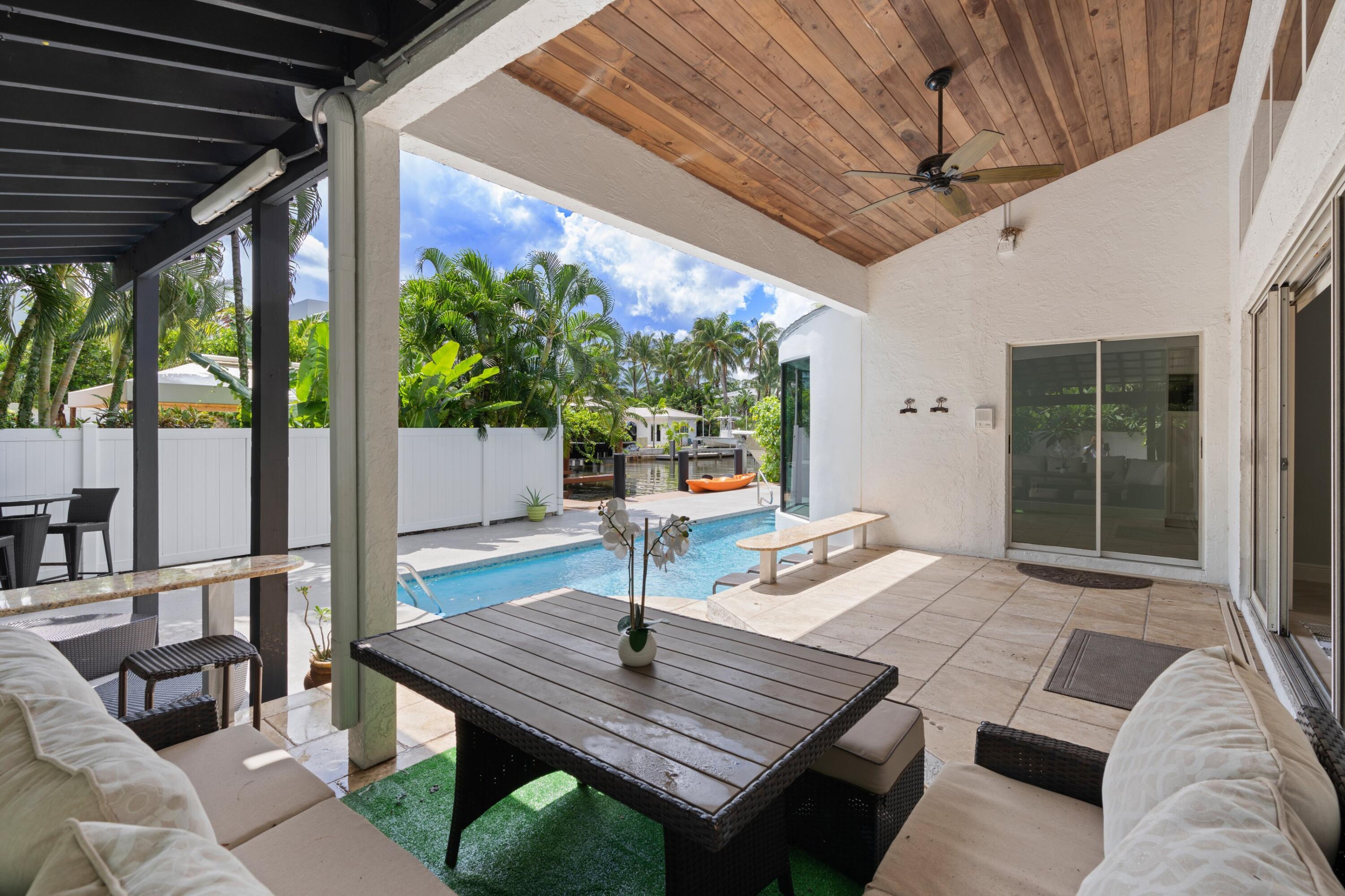 1050 Brooks Lane Delray Beach, FL 33483 - Photo 18 of 53 DSC07087.jpg-SMALL