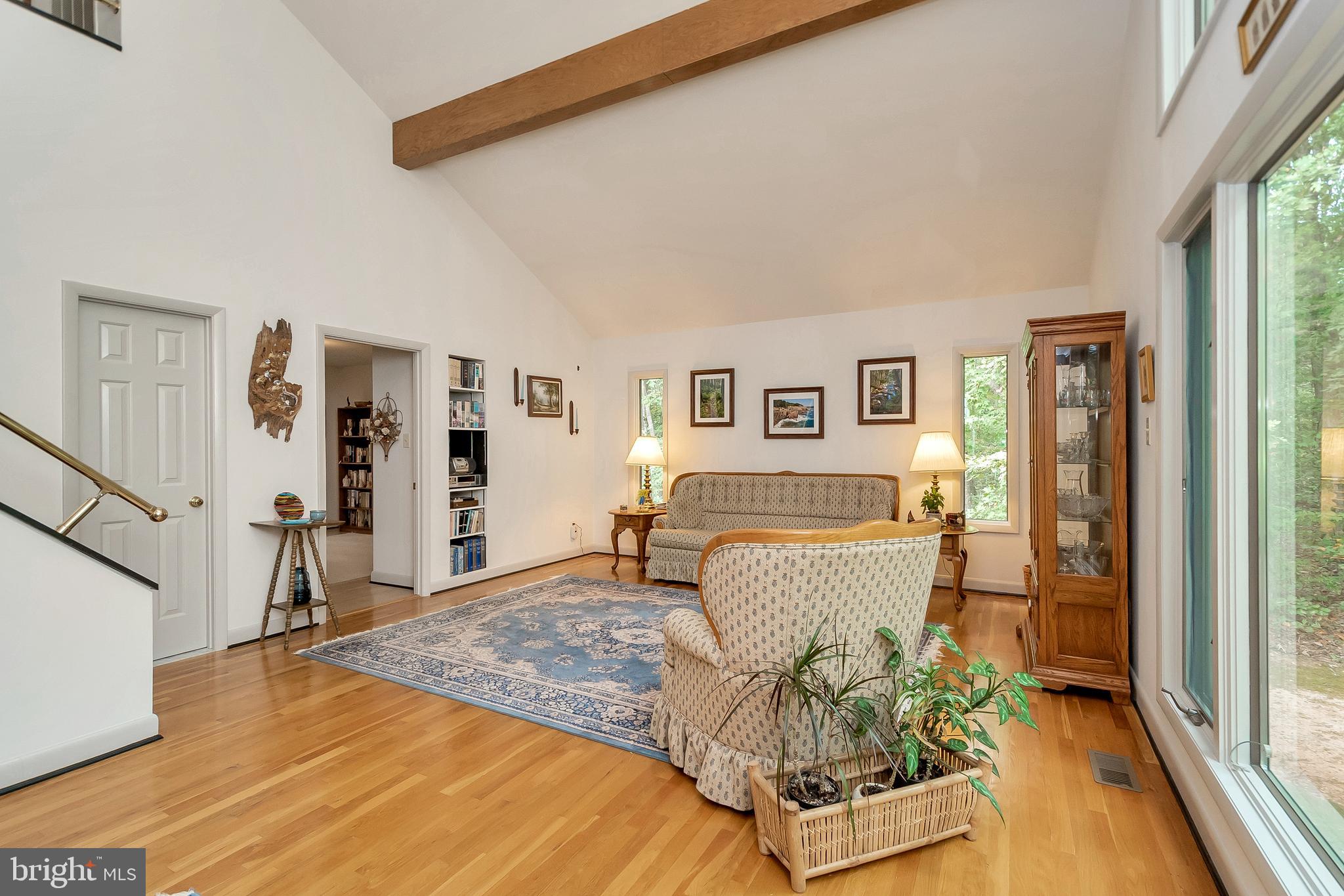 7520 Vermont Road Rhoadesville, VA 22542 - Photo 11 of 27 Bright & sunny living room w/hardwoods