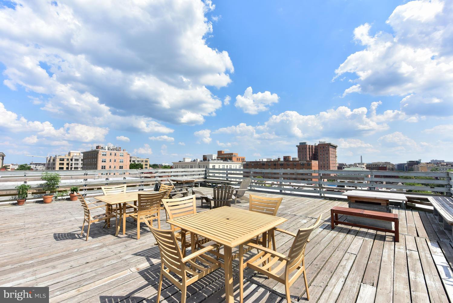 1725 17th Street Northwest, Unit 207 Washington, DC 20009 - Photo 24 of 28 a view of a terrace