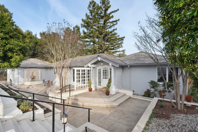 $1,995,000 | 15 Los Dedos Road, Orinda, CA 94563