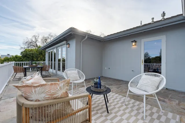 $1,995,000 | 15 Los Dedos Road, Orinda, CA 94563