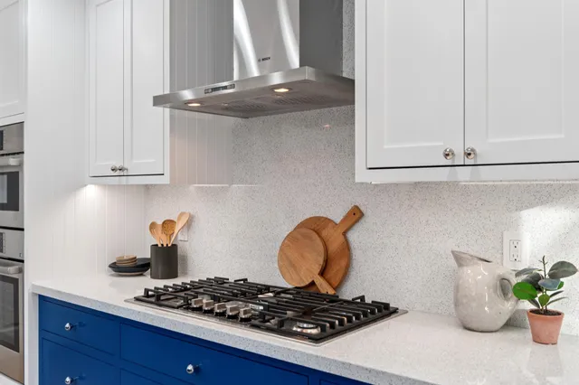 $1,995,000 | 15 Los Dedos Road, Orinda, CA 94563