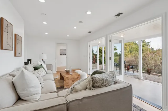 $1,995,000 | 15 Los Dedos Road, Orinda, CA 94563