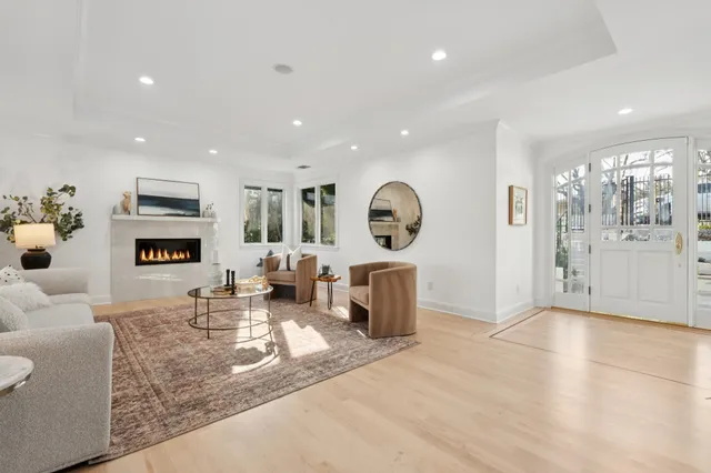 $1,995,000 | 15 Los Dedos Road, Orinda, CA 94563