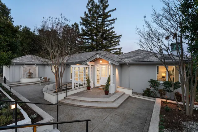 $1,995,000 | 15 Los Dedos Road, Orinda, CA 94563