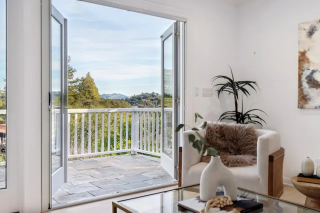 $1,995,000 | 15 Los Dedos Road, Orinda, CA 94563