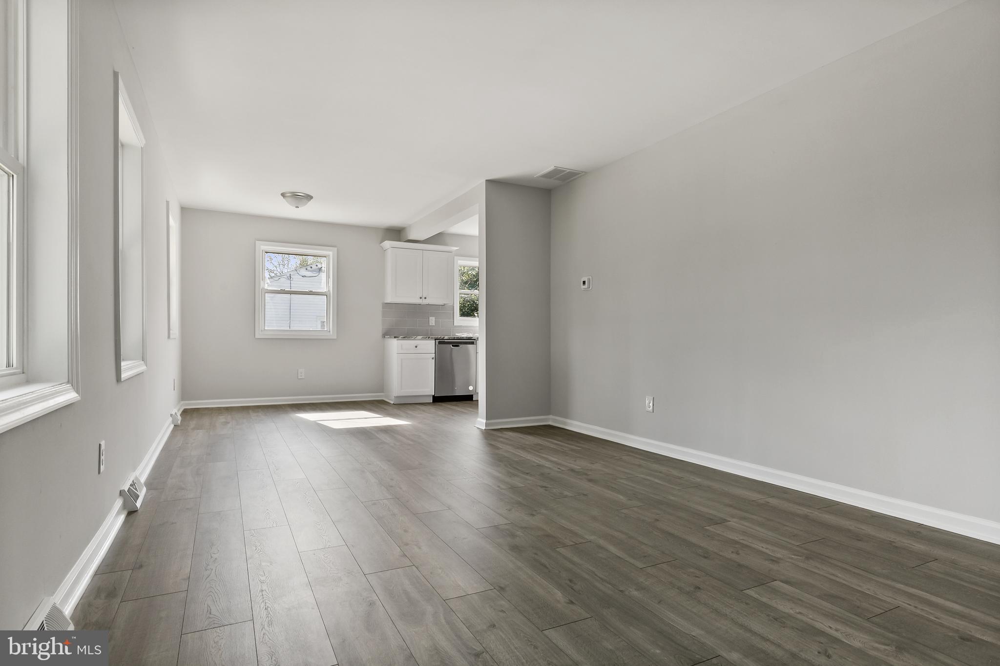 5 West Laurel Road Stratford, NJ 08084 - Photo 2 of 15
