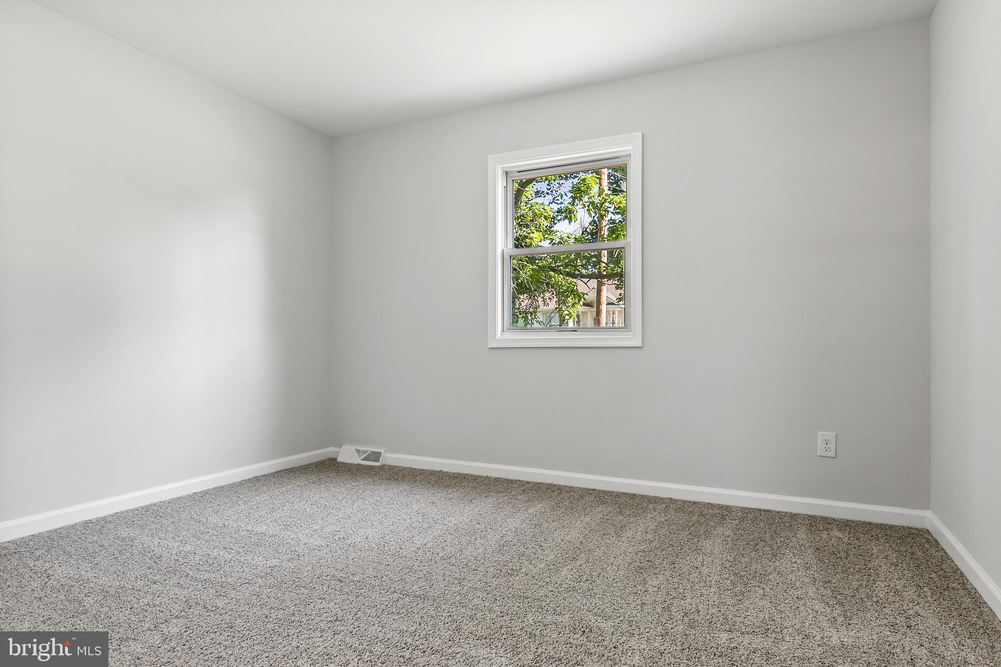 5 West Laurel Road Stratford, NJ 08084 - Photo 15 of 15