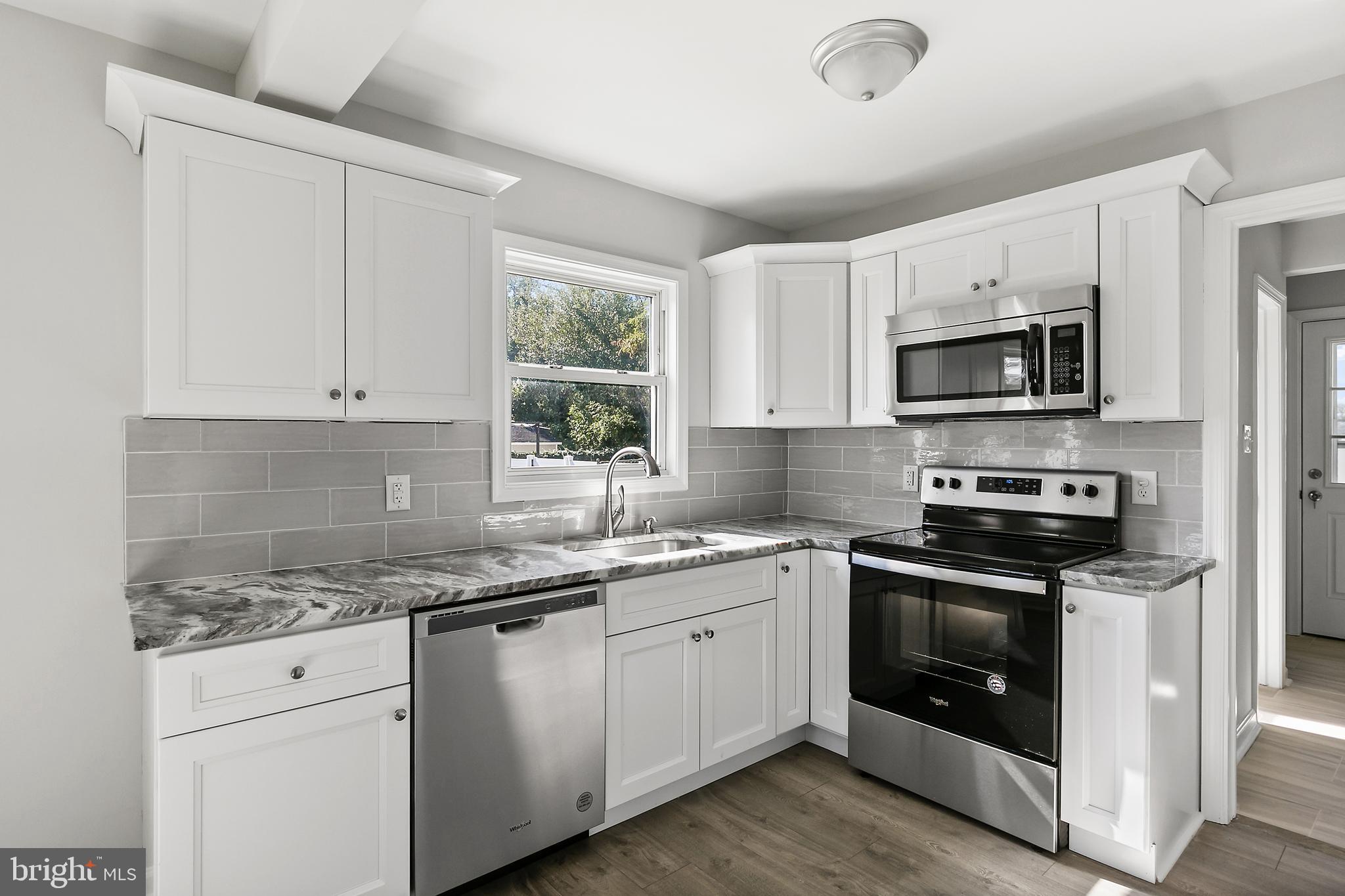 5 West Laurel Road Stratford, NJ 08084 - Photo 8 of 15