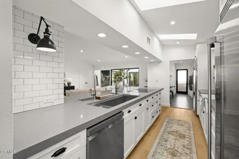 $2,098,000 | 1245 East Howard Street, Pasadena, CA 91104