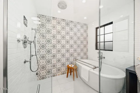 $2,098,000 | 1245 East Howard Street, Pasadena, CA 91104