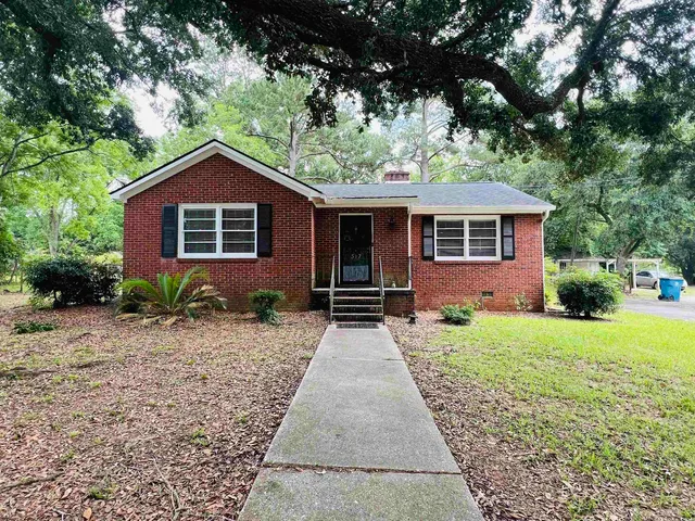 $184,000 | 517 County Rd S-45-104, Kingstree, SC 29556