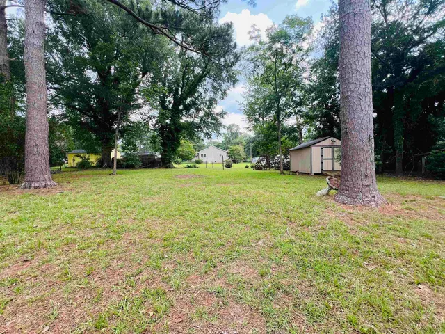 $184,000 | 517 County Rd S-45-104, Kingstree, SC 29556