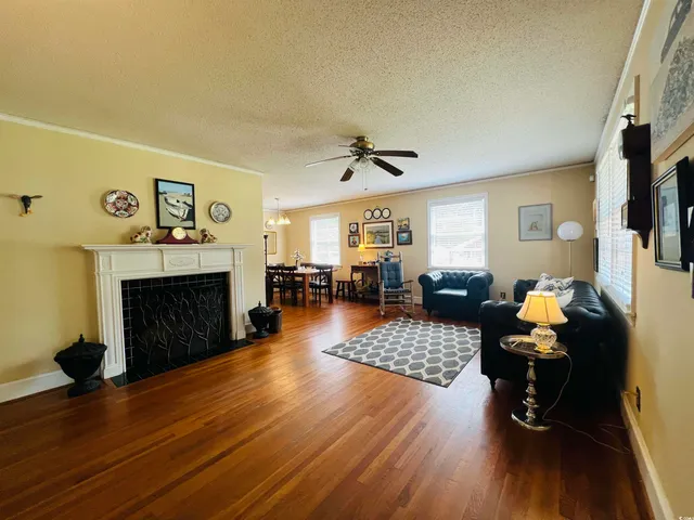 $184,000 | 517 County Rd S-45-104, Kingstree, SC 29556