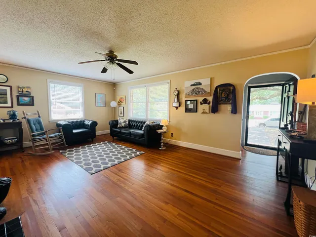 $184,000 | 517 County Rd S-45-104, Kingstree, SC 29556