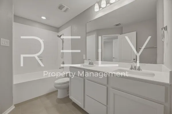 a view of a hall with an empty space