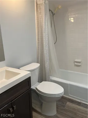 $1,600 | 1908 Southeast 43rd Street, Unit 208, Cape Coral, FL 33904
