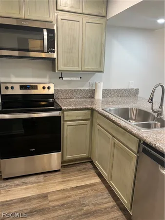 $1,600 | 1908 Southeast 43rd Street, Unit 208, Cape Coral, FL 33904