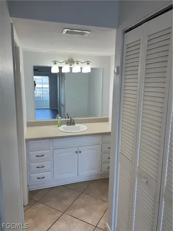 $1,600 | 1908 Southeast 43rd Street, Unit 208, Cape Coral, FL 33904