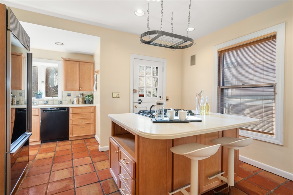 16 Kirkland Road Cambridge, MA 02138 - Photo 10 of 26