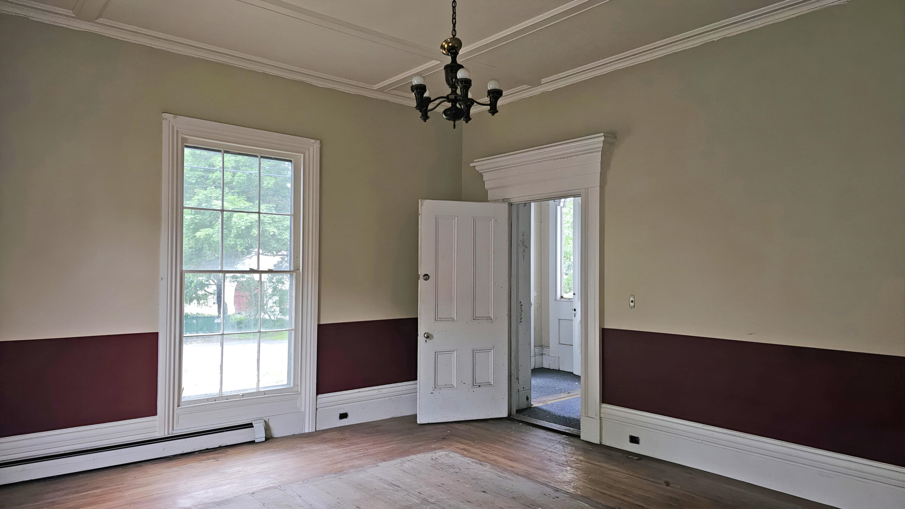 85 Main Street Thomaston, ME 04861 - Photo 24 of 58 20260630_180519