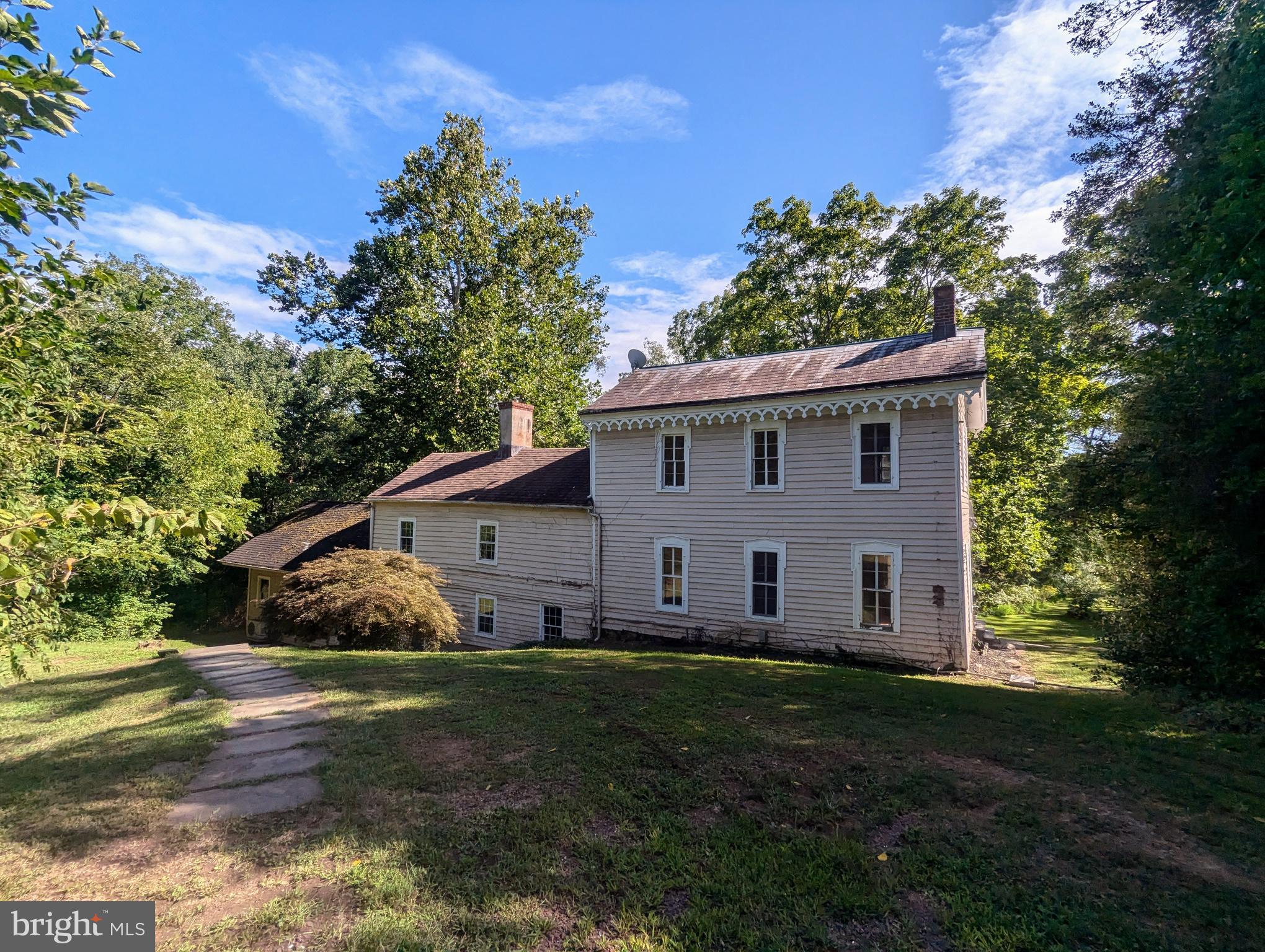 8 River Road Flemington, NJ 08822 - Photo 3 of 23