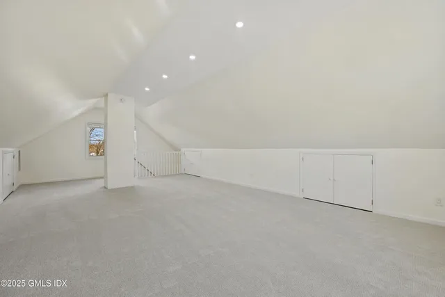 $4,350 | 158 Henry Street, Unit 2, Greenwich, CT 06830