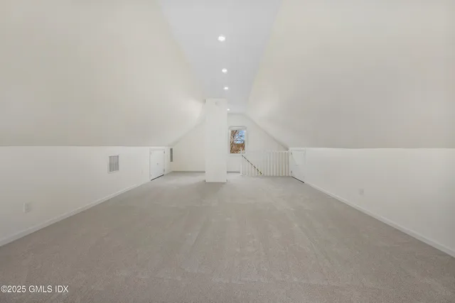 $4,350 | 158 Henry Street, Unit 2, Greenwich, CT 06830