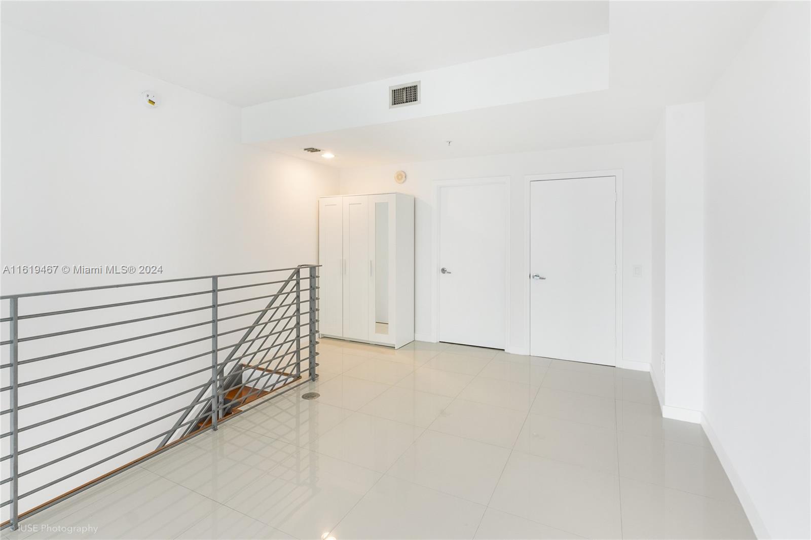 60 Southwest 13th Street, Unit 2004 Miami, FL 33130 - Photo 8 of 12 Gallery Image 8