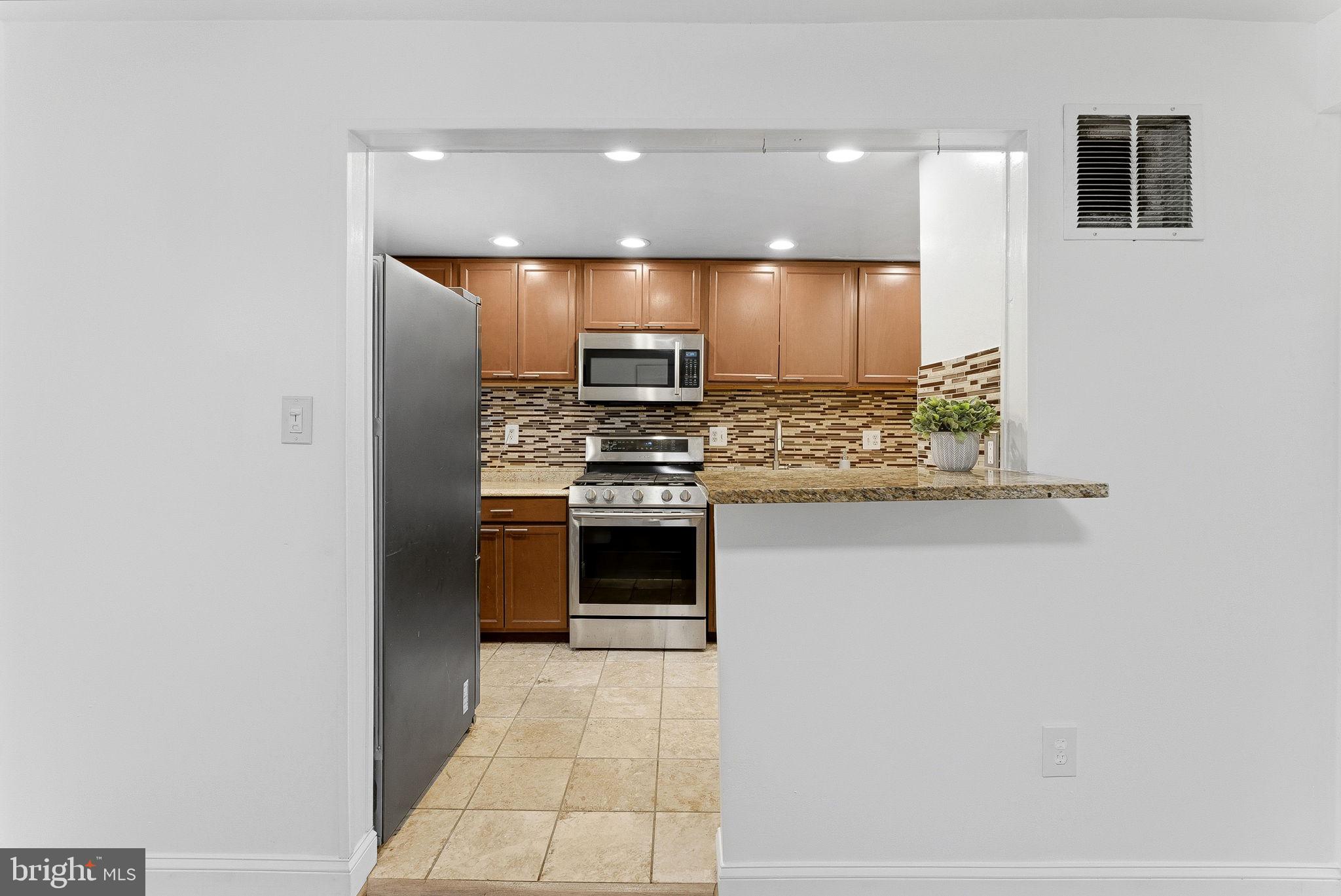 1404 Milbank Road Woodbridge, VA 22191 - Photo 13 of 52