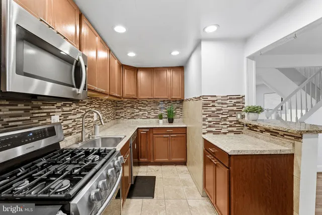 $439,900 | 1404 Milbank Road, Woodbridge, VA 22191