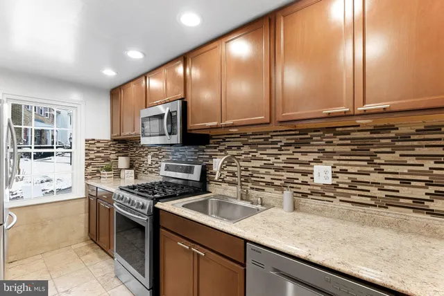 $439,900 | 1404 Milbank Road, Woodbridge, VA 22191