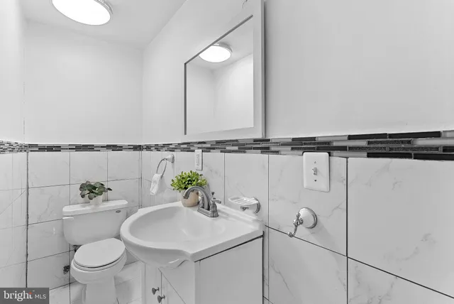 $439,900 | 1404 Milbank Road, Woodbridge, VA 22191