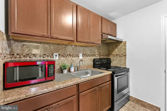 $439,900 | 1404 Milbank Road, Woodbridge, VA 22191