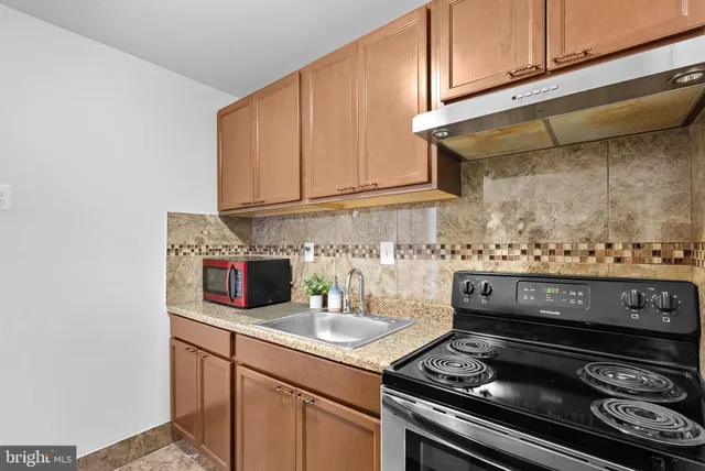 $439,900 | 1404 Milbank Road, Woodbridge, VA 22191