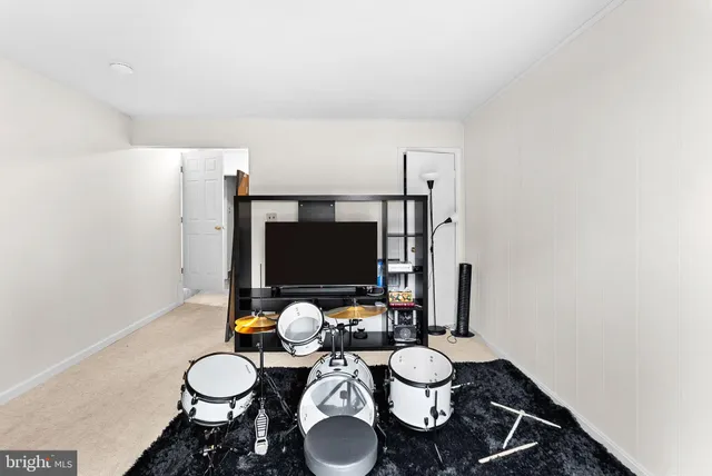 $439,900 | 1404 Milbank Road, Woodbridge, VA 22191