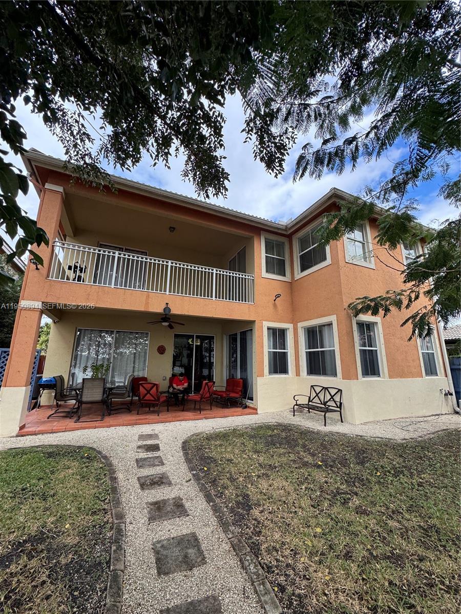 16062 Southwest 43rd Terrace Miami, FL 33185 - Photo 3 of 18