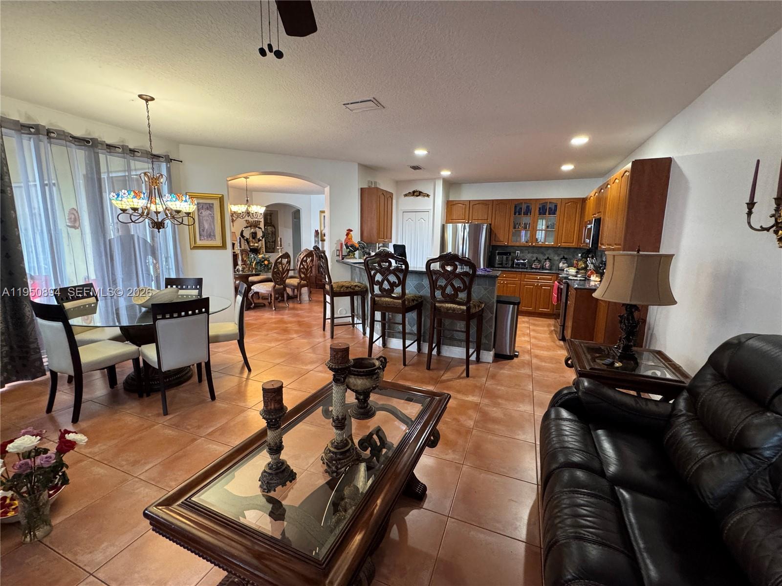 16062 Southwest 43rd Terrace Miami, FL 33185 - Photo 10 of 18