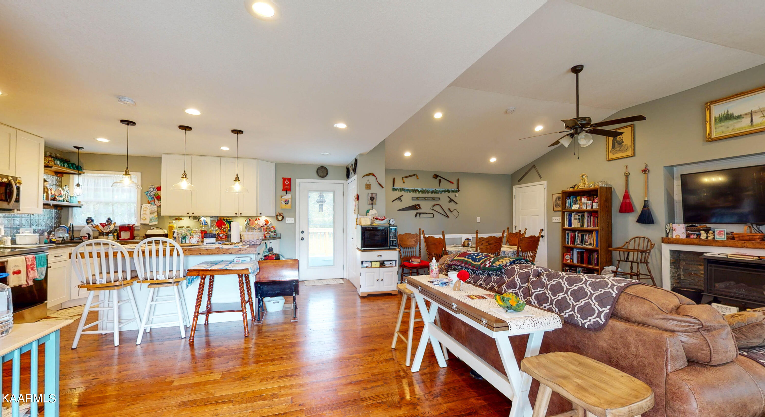 635 Bethel Road Clinton, TN 37716 - Photo 8 of 24 635-Bethel-Rd-10212021_112500