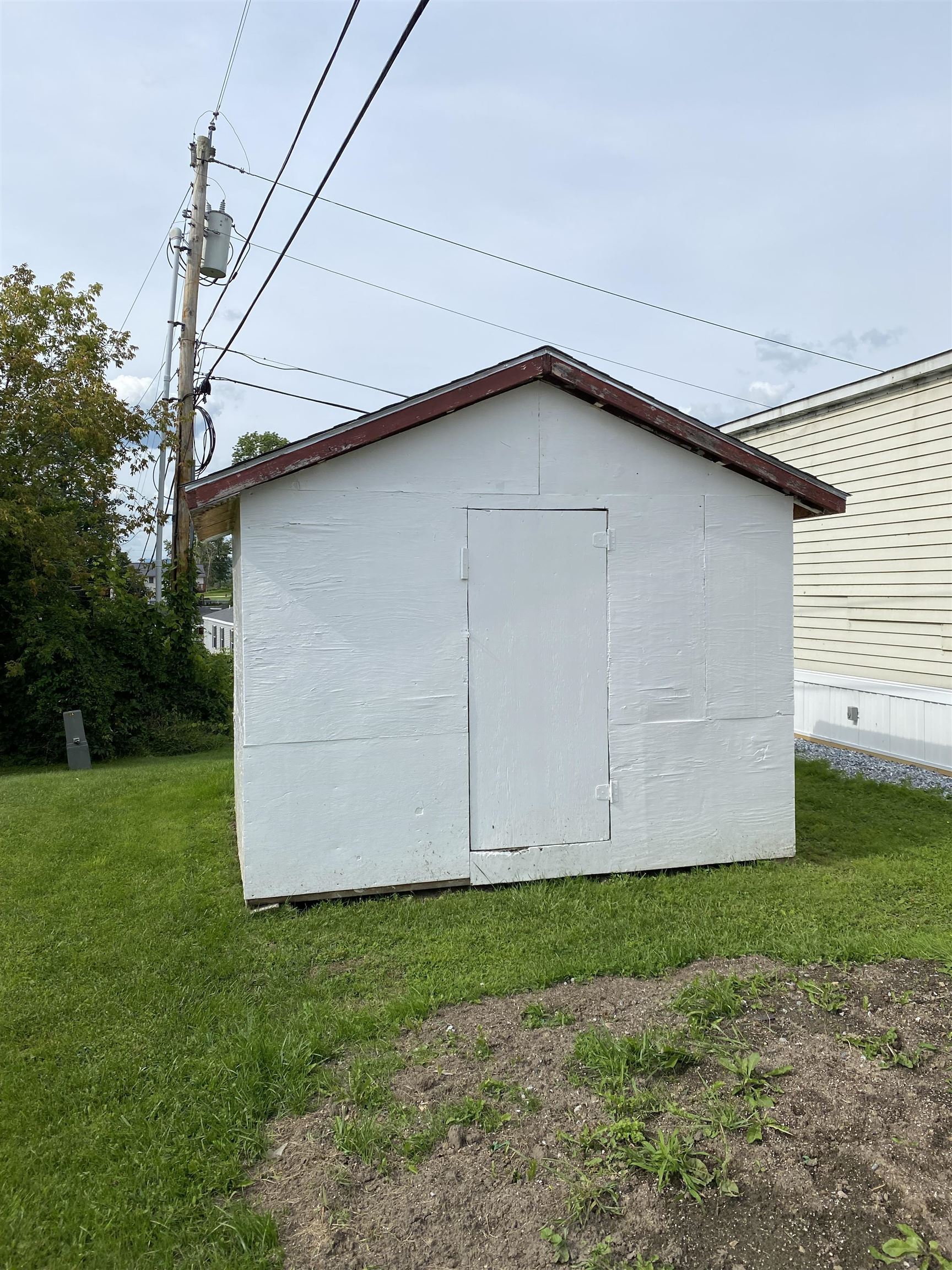 Billings Mobile Manor, Unit 13 Rutland, VT 05701 - Photo 3 of 11