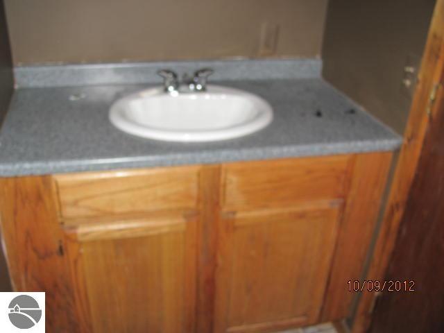 11465 Diamond Park Road Interlochen, MI 49643 - Photo 22 of 25 1740432-21.JPG