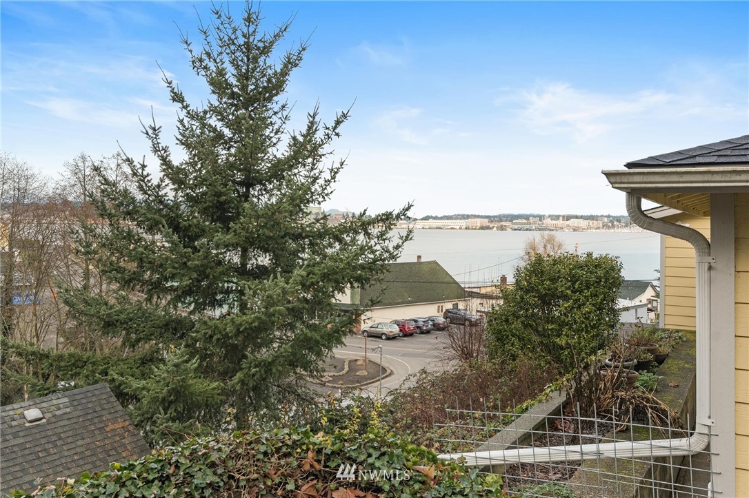 1390 Retsil Road East Port Orchard, WA 98366 - Photo 17 of 20 Gallery Image 17
