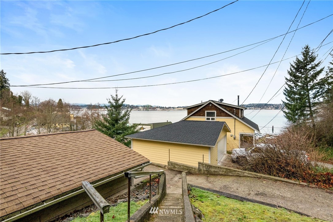 1390 Retsil Road East Port Orchard, WA 98366 - Photo 18 of 20 Gallery Image 18