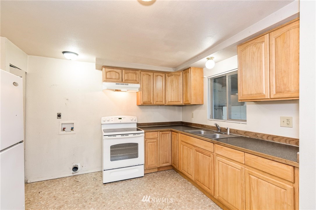 1390 Retsil Road East Port Orchard, WA 98366 - Photo 7 of 20 Gallery Image 7