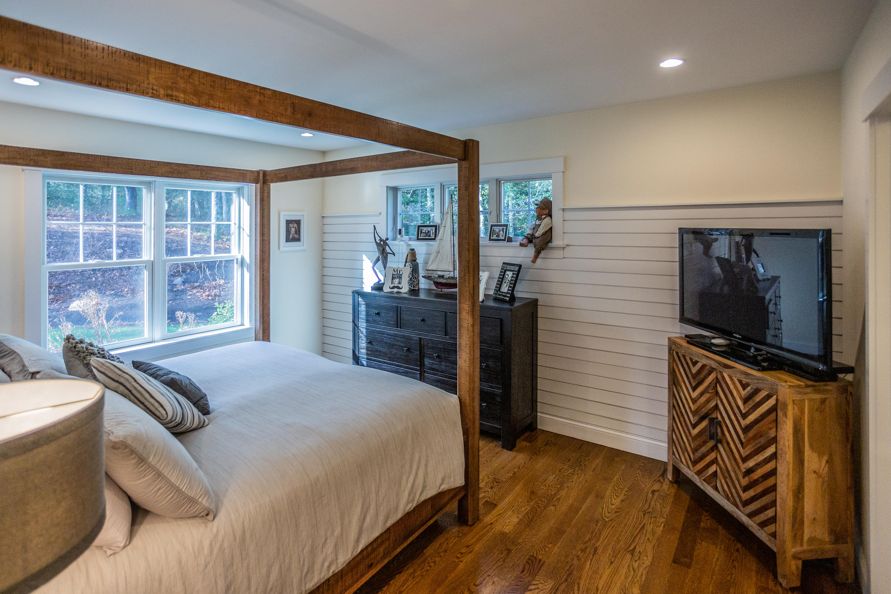 1301 Service Road West Barnstable, MA 02668 - Photo 16 of 41 1301ServicePrimaryBed3